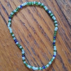 💜 3/$20 Handmade bracelet glass beads stretchy green and blue 7" super cut